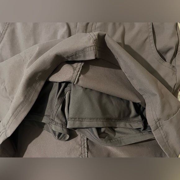 prAna Halle Skort Short / Skirt Coal Grey Womens 8 Outdoor Active - Picture 4 of 6